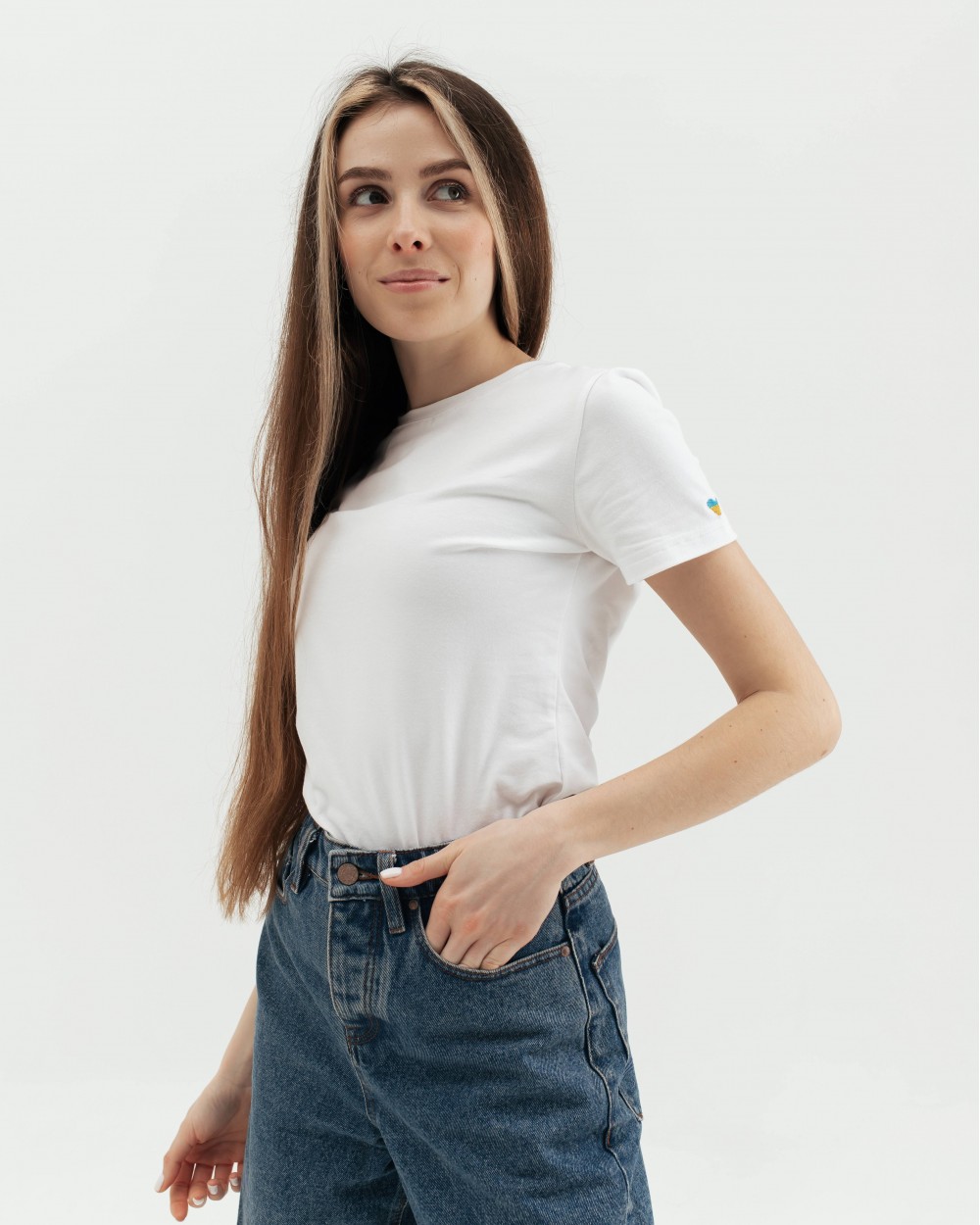 Футболка "Cute" біла, принт серце Футболка "Cute" біла, принт серце