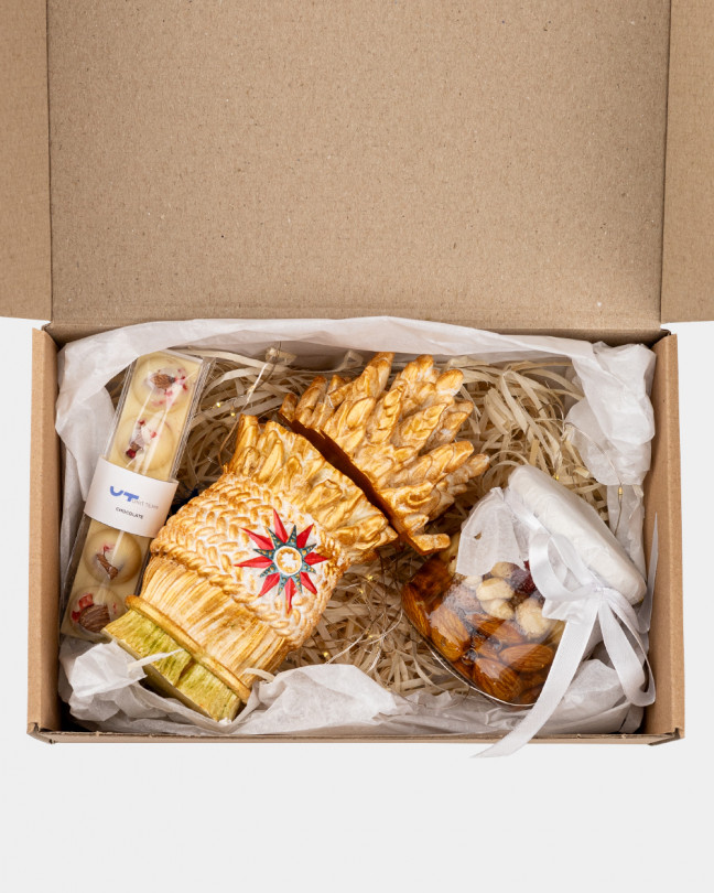 Новорічний бокс "Shchedryk"